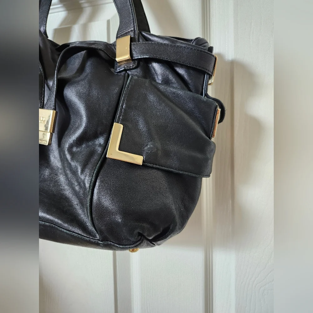MICHAEL Michael Kors Black and Gold Shoulder Leather Bag